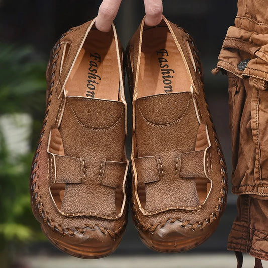 Hot Sale Summer Men's Flats Outdoor Non-slip Men Beach Shoes Handmade Leather Man Sandals Fashion Hollow Out Sneakers Slippers
