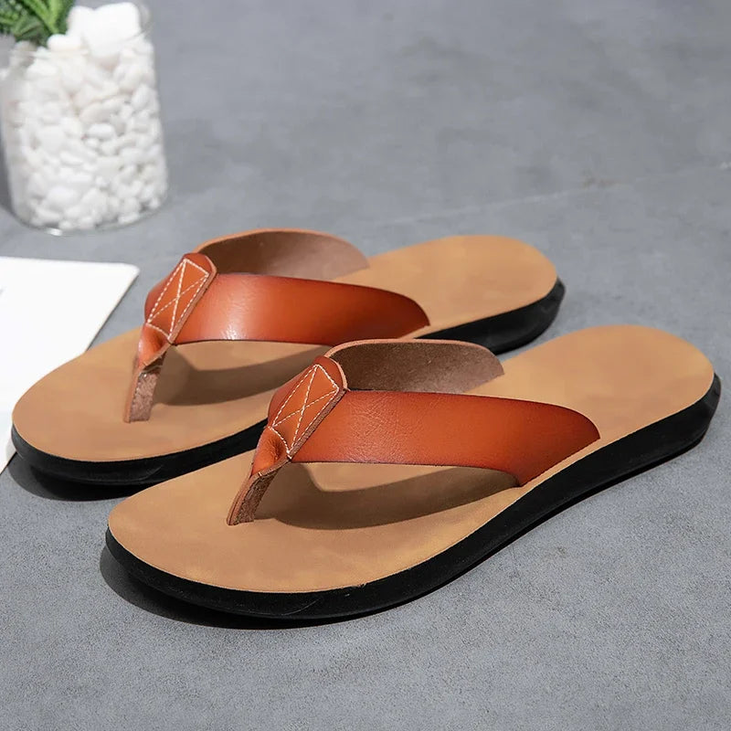 2023 New Italian Leather Flip-flops For Men Cool Beach Summer Shoes Hotel Slippers Man Big Size 47 Light Flats Luxe Men's Shoes