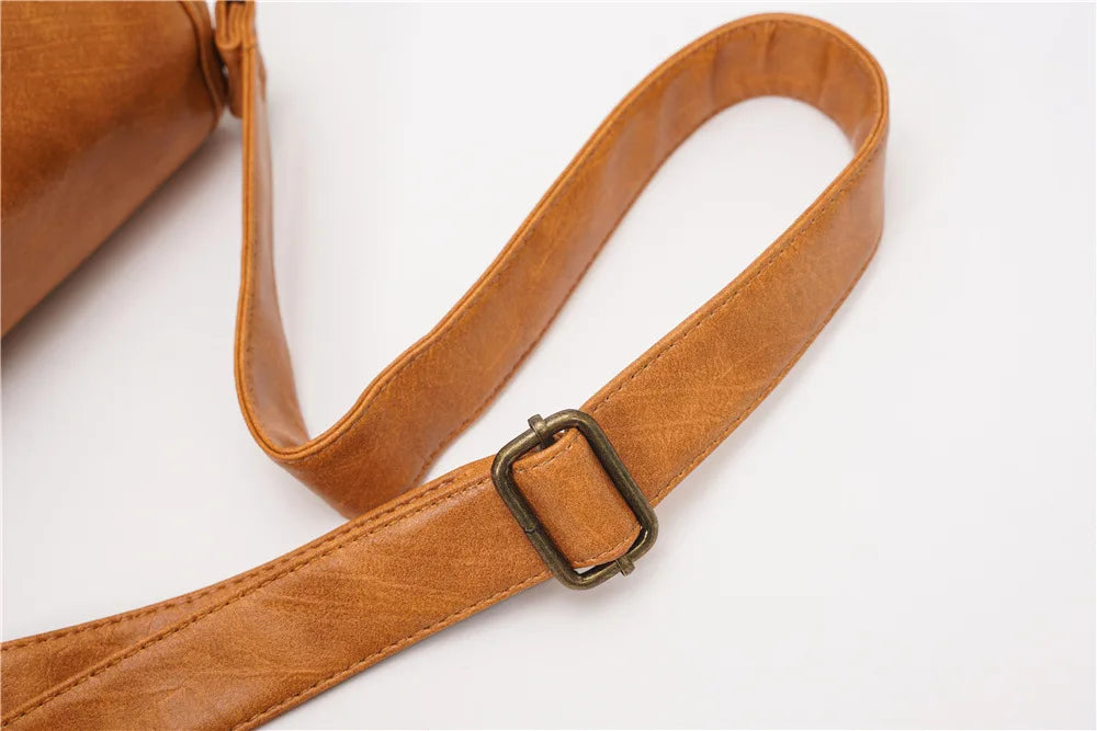 Fashion Japan Style Men's Messenger Bag Soft PU Leather Crossbody Messenger Bag Men Satchels Crossbody Bag Mens Shoulder Bags