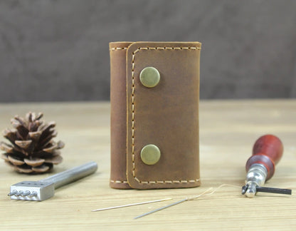 FANCODI Handmade Vintage Genuine Leather Key Holder Men keyChain Cover Leather Key Wallet Men key case bag Women Key Organizer