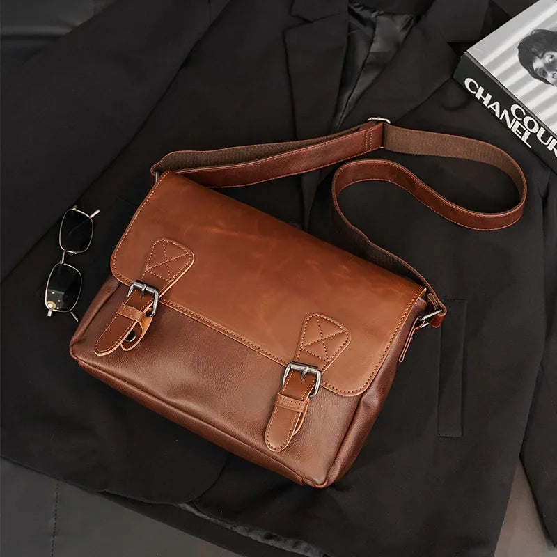 Vintage Men Crossbody Bags Luxury Fashion Shoulder Bag Mens Messenger Bag Laptop Bag Male Briefcase Handbags Daily Work Satchels