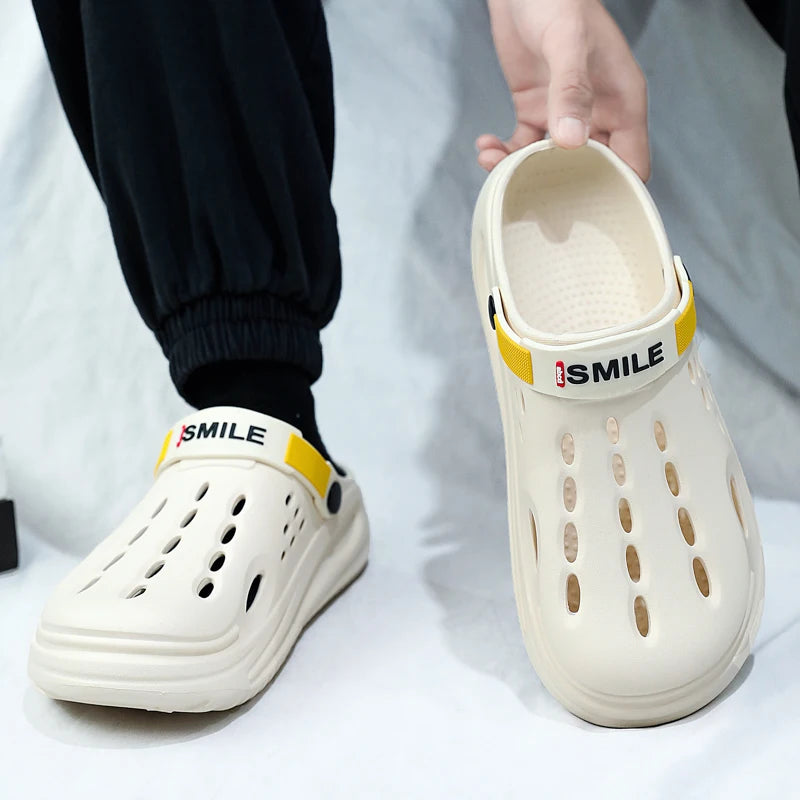Classic Summer Clogs Men Slippers Breathable Garden Shoes Outdoor Comforty Beach Slippers Home Slippers Antiskid Slippers