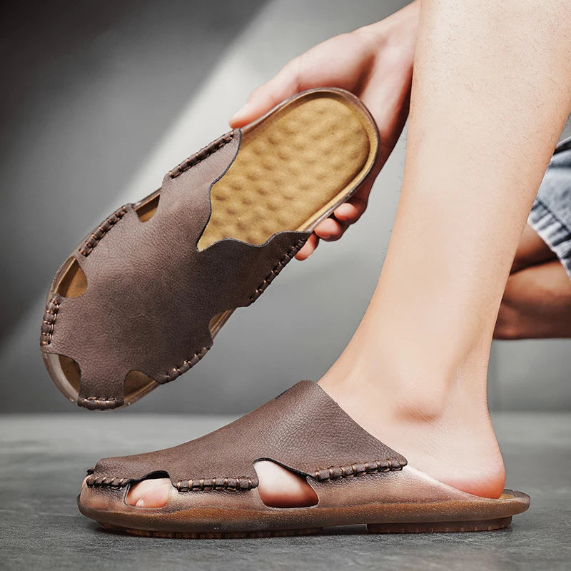 New Quality Leather Non-Slip Slippers Men Beach Sandals Comfortable Summer Shoes Men Slippers Classics Men Flip Flops Big Size