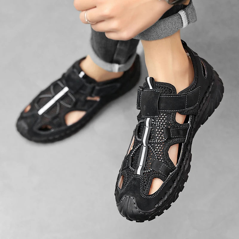 Men Outdoor Protective Toe Sandals Hollow Breathable Mesh Upper Quick Dry Lining Non Slip Walking Camping Driving Casual Shoes