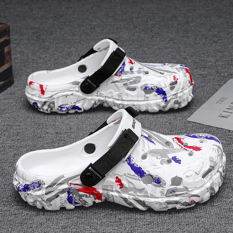 Summer Men Garden Clogs 2025 Summer Slippers for men Outdoor Slide Soft Beach Shoes Male Summer Sandals