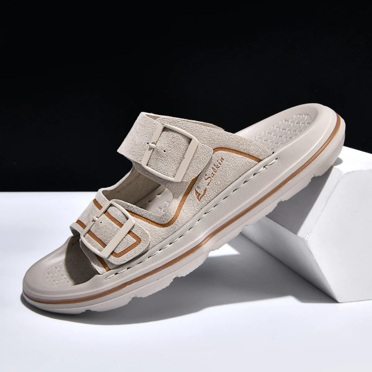 Men's Slippers 2026 Summer Outdoor Beach Sandals Non Slip Flip Flops New Flat Slippers High Quality Men's Shoes Home Slippers