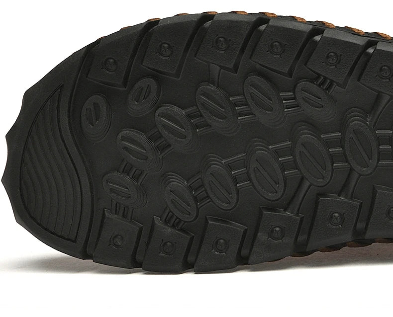 Summer Sandals Breathable Men Shoes Leather & Mesh Outdoor Men Sandals Antiskid Beach Sandals Hollow Flats Footwear Handmade New