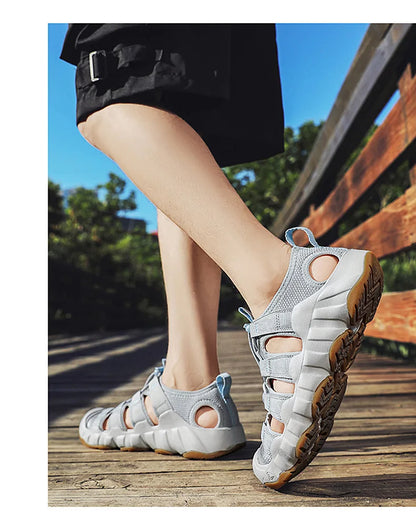 Brand Summer Men's Sandals Fashion Design Beach Men Sandals Outdoor Couple Wading Sandals Non-slip Flat Men Sneakers Size 35-46
