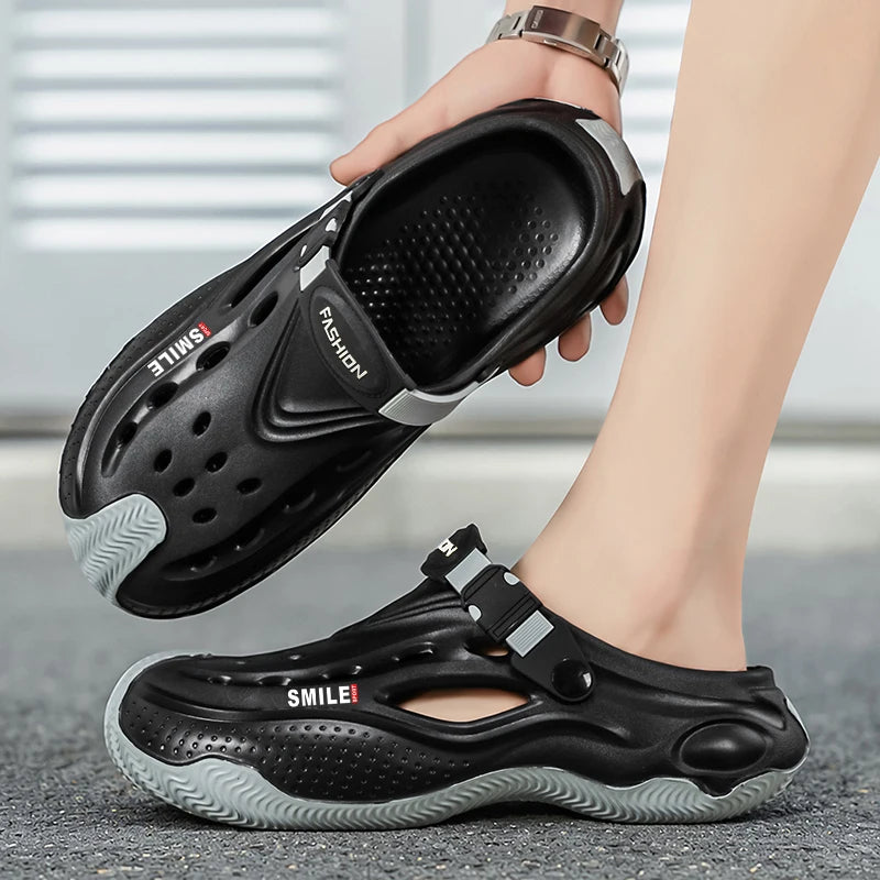 Summer New Design Men's Beach Clogs Outdoor Sandals Comfortable Slippers EVA Slides Men Casual Garden Shoes Male Beach Sandals