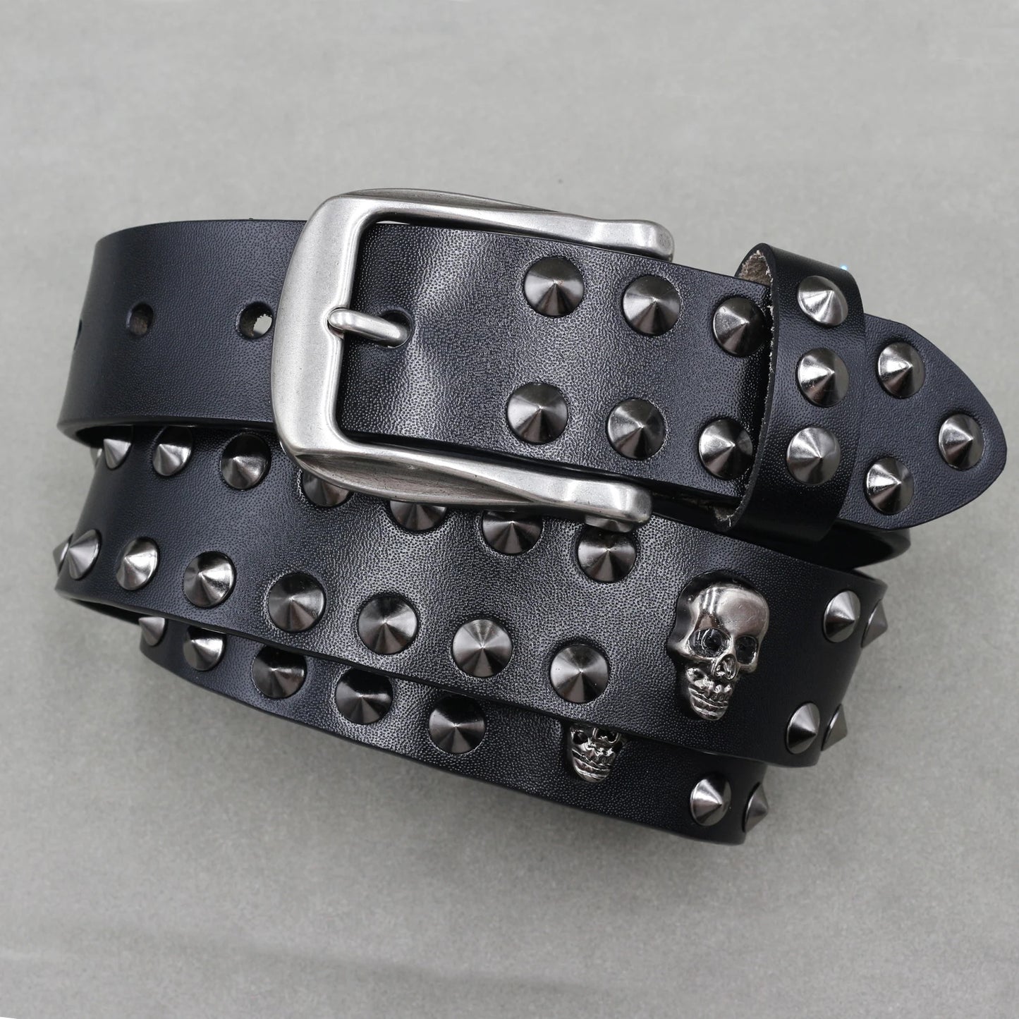 Designer Brand Belt Men Rivet Real Leather Pin Belt Male Black Rock Genuine Leather Cowhide Luxury Punk Belt Jeans