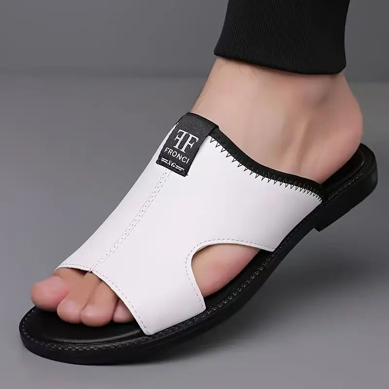 Sandals for Men Brand Casual Shoes Outdoor Fashion Men's Slippers Comfortable Beach Shoes High Quality Leather Men Flat Sandals