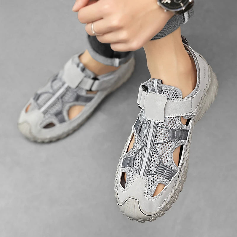 Men Outdoor Protective Toe Sandals Hollow Breathable Mesh Upper Quick Dry Lining Non Slip Walking Camping Driving Casual Shoes