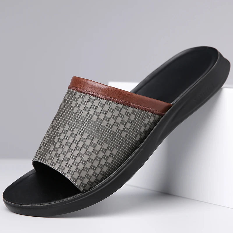 Men's Summer Fashion Comfortable Beach Shoes Outdoor Wear-Resistant Anti-Slip Sandals for Casual Beach Life-1105