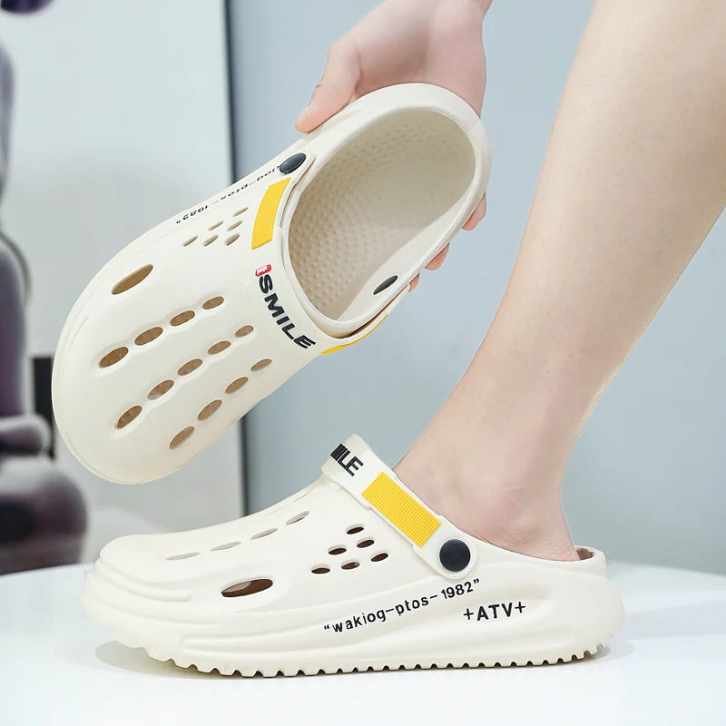 Classic Summer Clogs Men Slippers Breathable Garden Shoes Outdoor Comforty Beach Slippers Home Slippers Antiskid Slippers