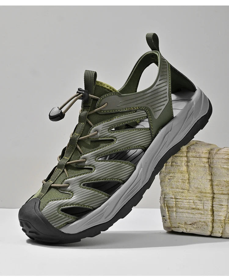 Water-wading quick-drying Baotou Sandals for men 2026 new summer soft soles wearing lightweight non-slip beach shoes for men 46