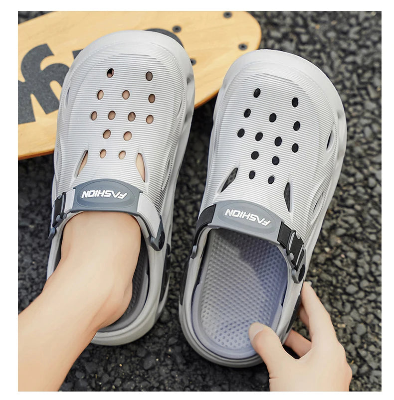 Men's Sandals Fashionable Hollow Casual Slippers Lightweight EVA Garden Shoes Thick-Soled Outdoor Walking Beach Water Shoes