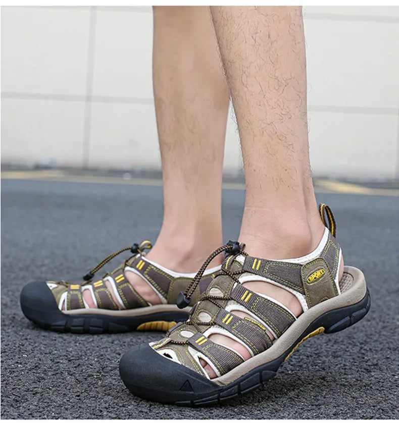 Big Size Summer Outdoor Couple Sandals Breathable Men Hiking Shoes Water Beach Men's Sandals Camping Climbing Aqua Men Sneakers