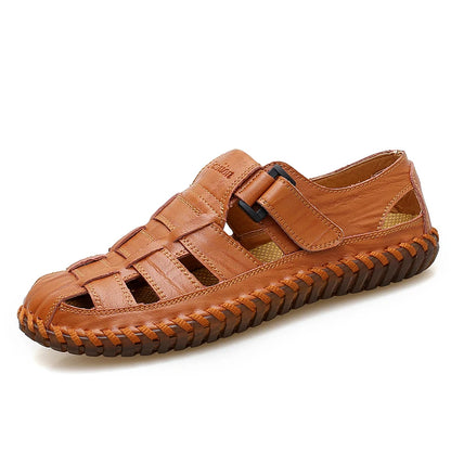 Handmade Anti-collision Toe Men Sandals New Arrival Leather Summer Flats Lightweight Breathable Beach Shoes Comfortable Sandals