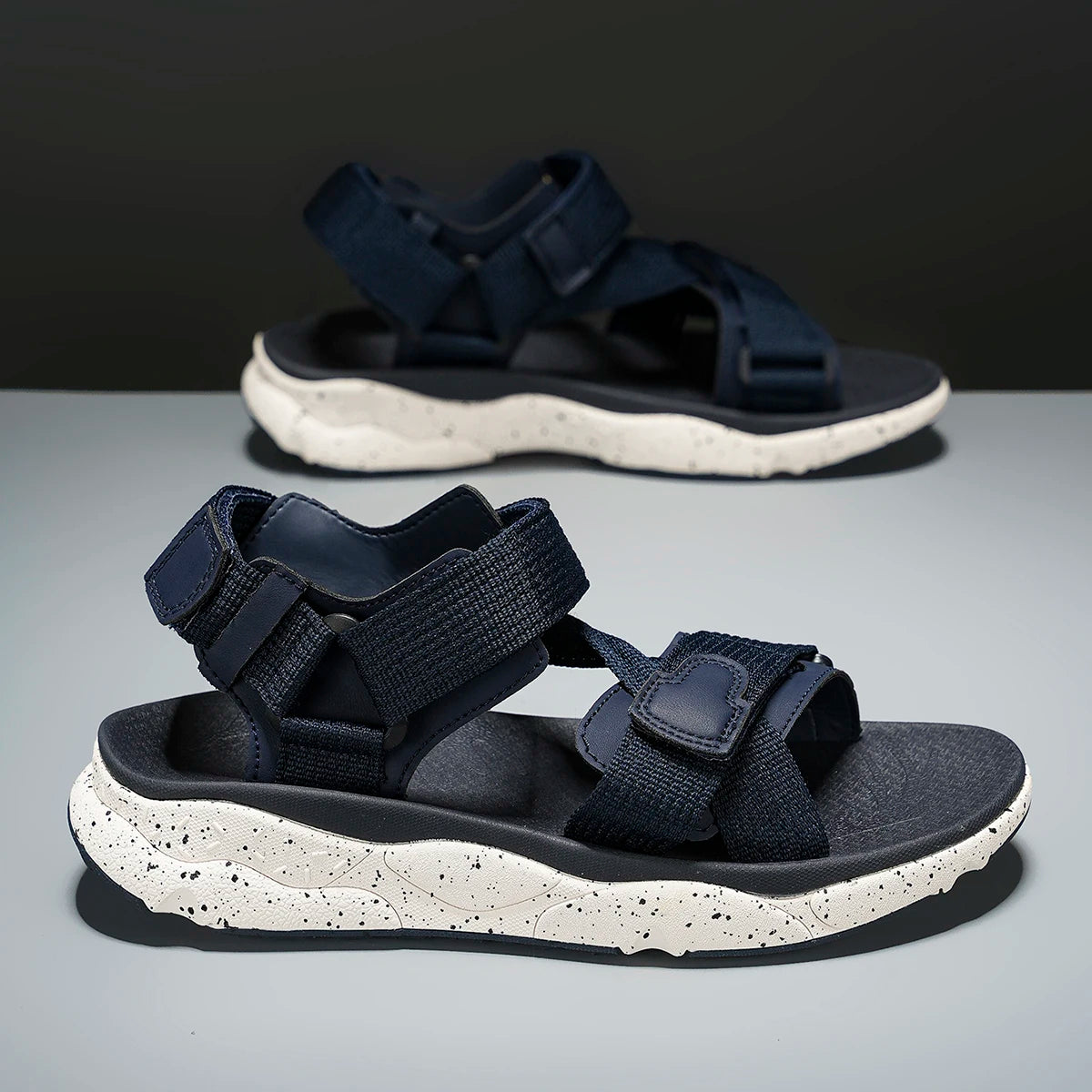 Men's Casual Sports Sandals Outdoor Hiking Sandals Comfortable Non-Slip Beach&Trekking Sandals Plus Size Adjustable