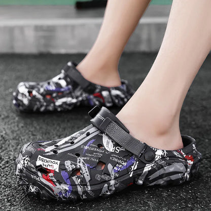 Summer Men Garden Clogs 2025 Summer Slippers for men Outdoor Slide Soft Beach Shoes Male Summer Sandals