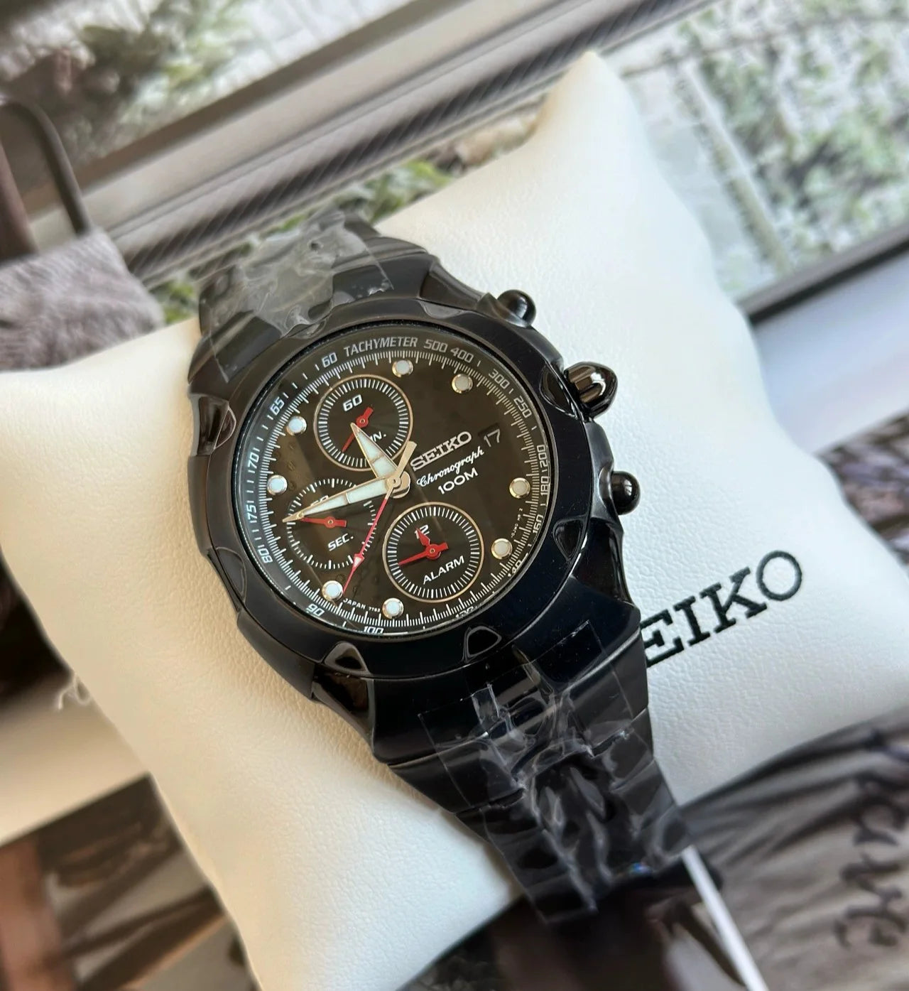 Original Japan SEIKO Men Watch Chronograph Series Quartz Watches 100m waterproof Sports watch SNA765J1