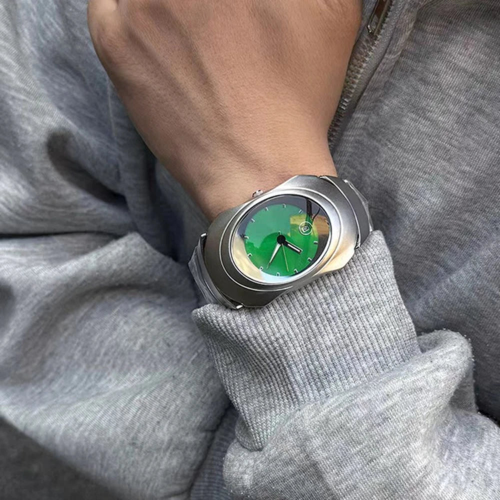 Fashion Quartz Watch Mens Y2k Red Alien Style Green Creative Blade Design Special Fashion Unique Steel Men Watch Personalize AAA Clock