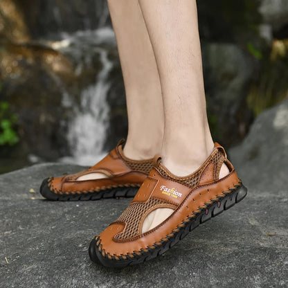 Summer Sandals Breathable Men Shoes Leather & Mesh Outdoor Men Sandals Antiskid Beach Sandals Hollow Flats Footwear Handmade New