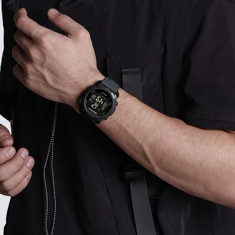 New Style NAVIFORCE Fashion Waterproof Men's Electronics Wrist Watch Sports Luminous Watches Silicone Strap Male Clocks Gifts