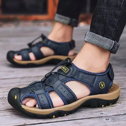 Men's Summer Outdoor Hiking Non-Slip Soft Bottom Sandals, Toe Protection, Middle-Aged Sports Beach Shoes