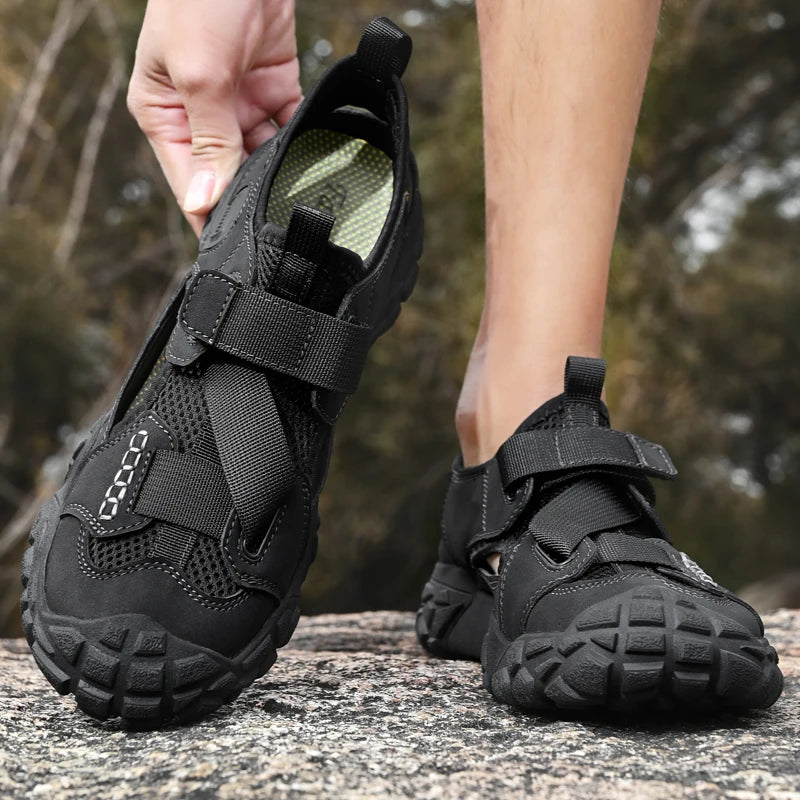 Comfort Men Mesh Sandals Lightweight Summer Shoes Outdoor Quick-Dry Wading Aqua Shoes Non-Slip Travel Beach Flats  Daily Sandals