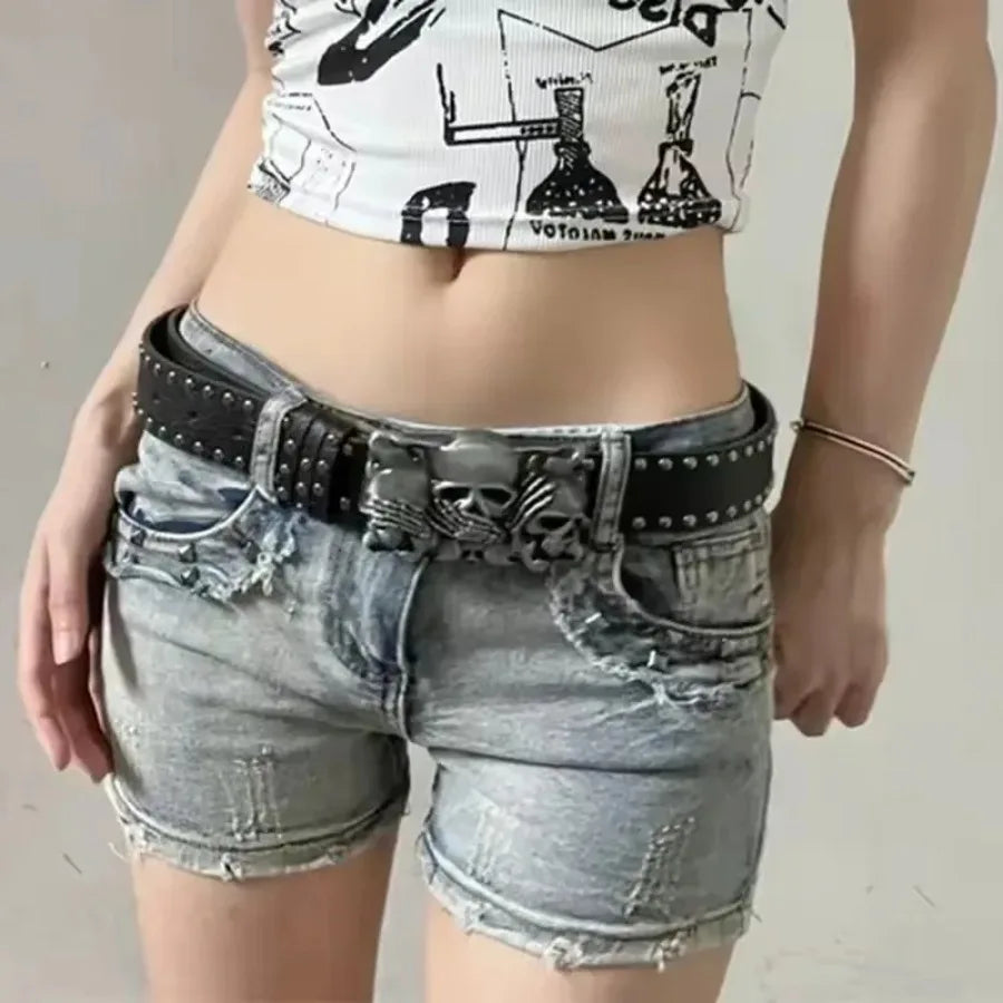 New Belts For Women High Quality Luxury Brand Punk Goth Rivet Black Jeans Unisex Men Belt Paw Skull Buckle Waistband Man