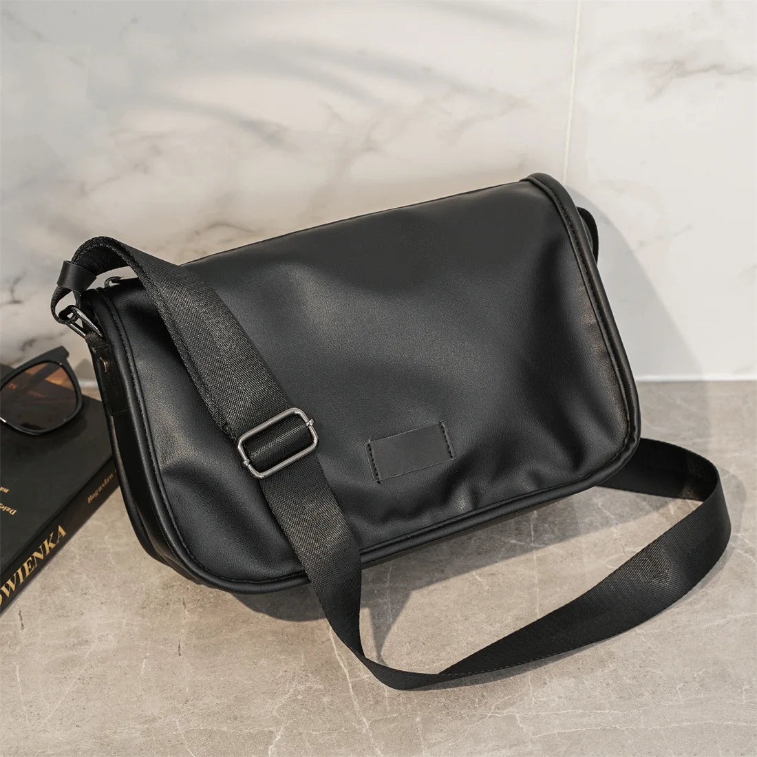 Vintage Fashion Crossbody Bags Men Large Capacity Men Crossbody Shoulder Bag PU Leather Messenger Bag Casual Outdoor Satchels
