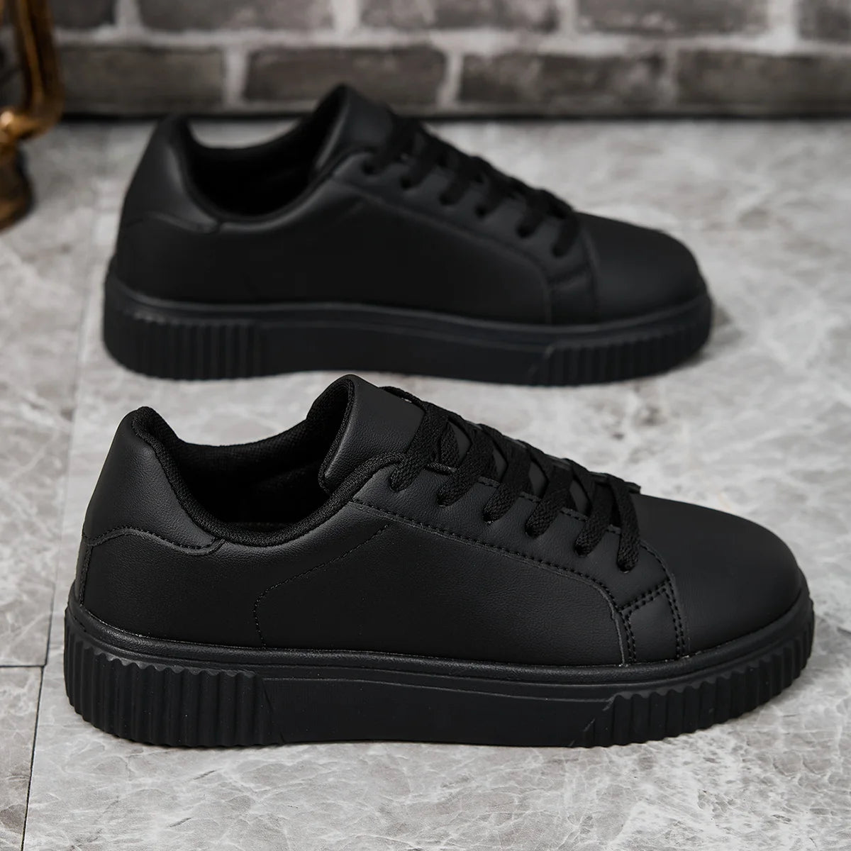 2024 New Men's Sneakers White Casual Shoes Fashion Couple Women Platform Flats All Matching Walking Sneakers for Men Board Shoes
