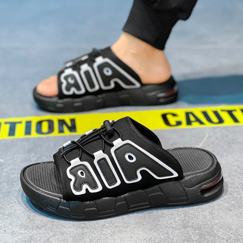 2025 New Men's Casual Leather Slippers Designer Antiskid Beach Sandals Fashion Outdoor Lightweight Slippers Comfy Walking Shoes