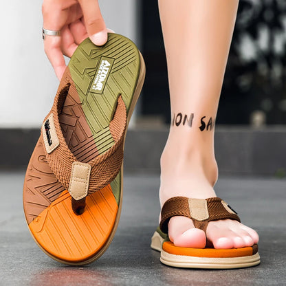 Summer trend contrasting flip flops for men wearing non-slip soft bottom braided beach sandy rubs