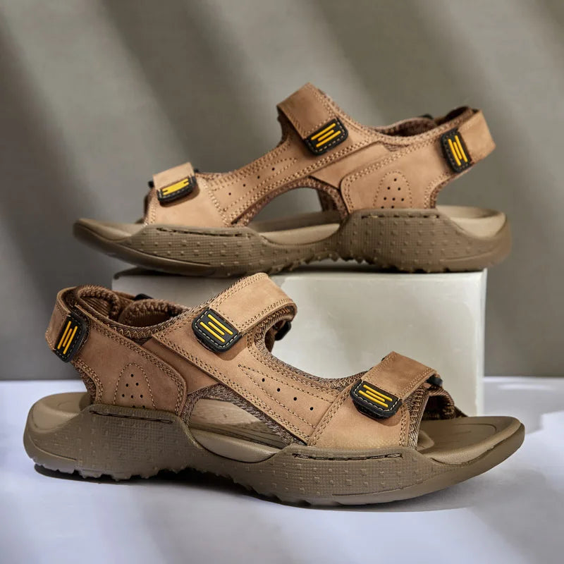 New Mens Summer Sandals High Quality Outdoor Walking Beach Sandals Roman Genuine Leather Casual Shoes Retro Comfortable Sneakers