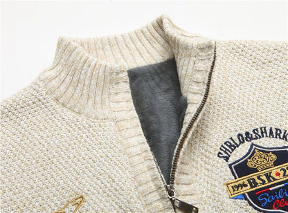 Men's Fleece Warm Half Zip Pullover Knitted Sweater Vintage Letter Print Cotton Coat Red/Black Winter Fashion