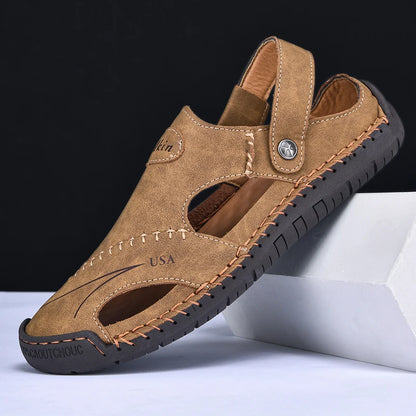 New Handmade Summer Sandals Men Breathable Leather Shoes Man Outdoor Men Sandals Antiskid Beach Sandals Hollow Shoes Fashion