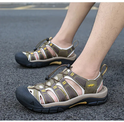 Big Size Summer Outdoor Couple Sandals Breathable Men Hiking Shoes Water Beach Men's Sandals Camping Climbing Aqua Men Sneakers