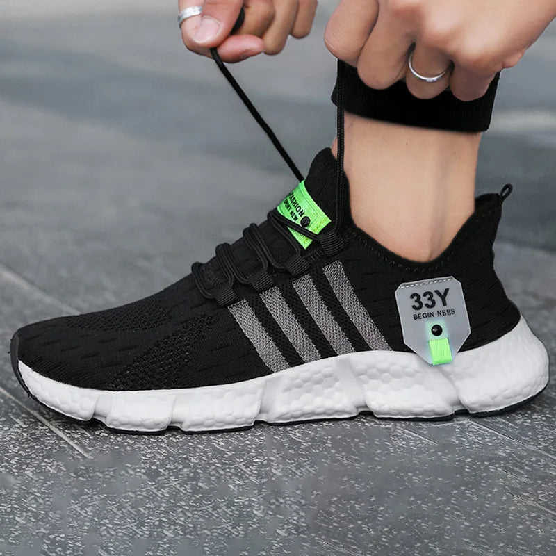 Men Shoes Breathable Classic Running Shoes For Women Outdoor Light Comfortable Mesh Shoes Slip On Walking Sneakers Unisex Tennis