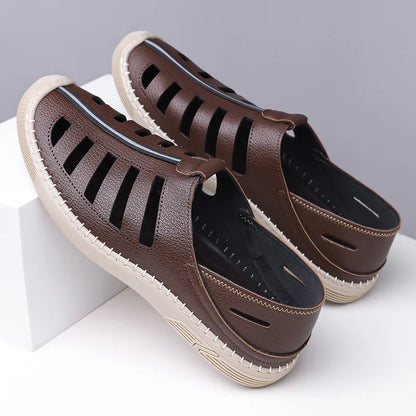 Outdoor Men Summer Sandals Breathable Hollow Leisure Anti Slip Leather Beach Shoes Fashionable Man Comfortable Hole Shoes