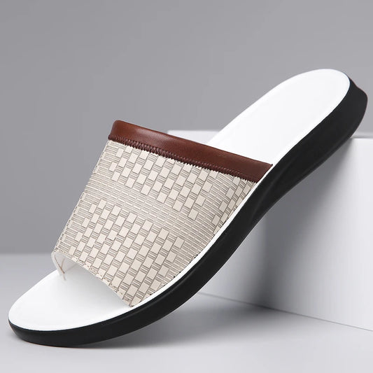 Men's Summer Fashion Comfortable Beach Shoes Outdoor Wear-Resistant Anti-Slip Sandals for Casual Beach Life-1105
