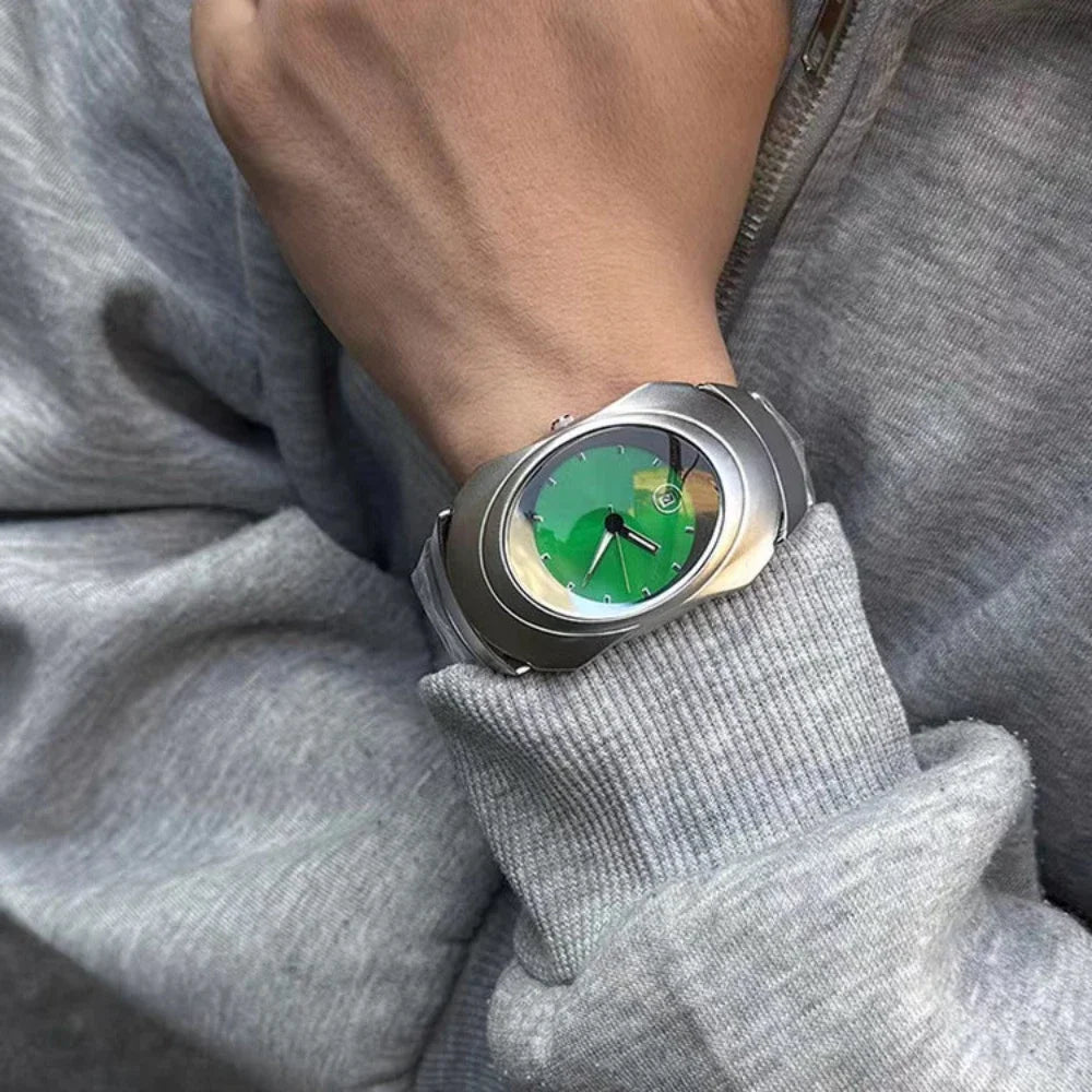 Fashion Quartz Watch Mens Y2k Red Alien Style Green Creative Blade Design Special Fashion Unique Steel Men Watch Personalize AAA Clock