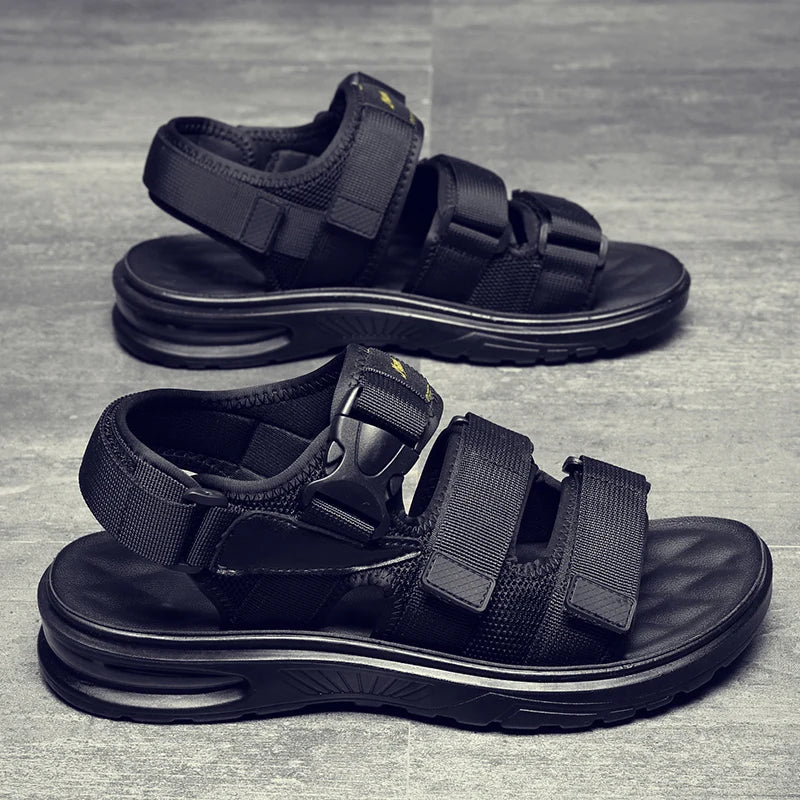 2023 New Design Men Rome Sandals Leather Fashion Sandals Black Men Summer Shoes Comfortable Cushion Soft Gladiator Sandals