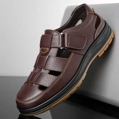 Luxury Brand Genuine Leather Sandals for Mens Outdoor Walking Beach Flats Breathable Casual Leather Soft Bottom Summer Sandals