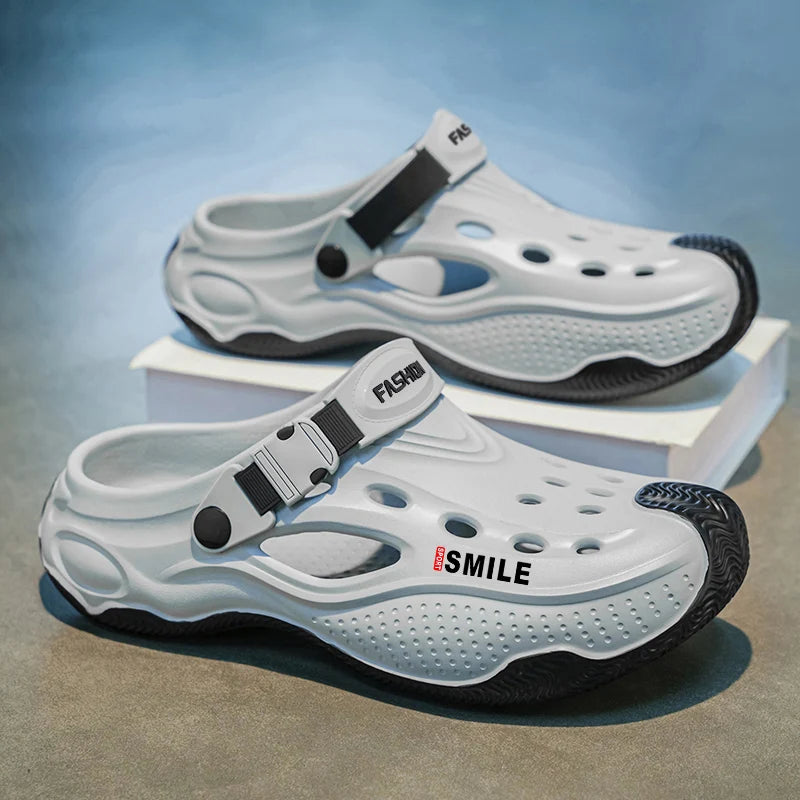 Summer New Design Men's Beach Clogs Outdoor Sandals Comfortable Slippers EVA Slides Men Casual Garden Shoes Male Beach Sandals