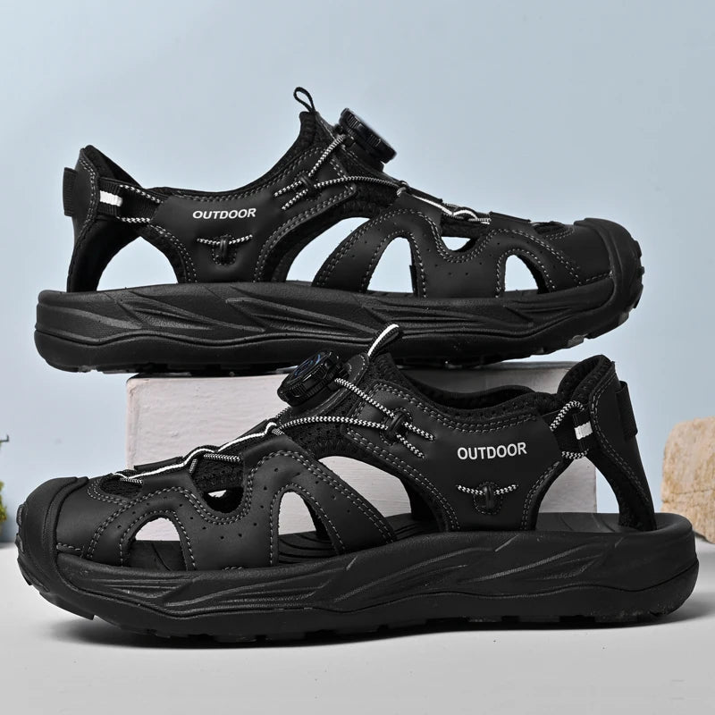 New Fashion Men's Sandals Handmade Summer Beach Shoes Male Breathable Leather Wading Aqua Shoes Outdoor Hollow Shoes Sandalias