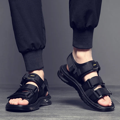 2023 New Design Men Rome Sandals Leather Fashion Sandals Black Men Summer Shoes Comfortable Cushion Soft Gladiator Sandals