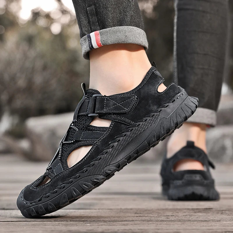 Men Outdoor Protective Toe Sandals Hollow Breathable Mesh Upper Quick Dry Lining Non Slip Walking Camping Driving Casual Shoes