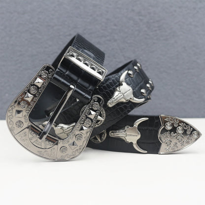 2025 New Bull head  Rivet Belt Metal Pyramid Belt Men and Women Punk Hardware Jeans Belt Y2K Designer  Women's